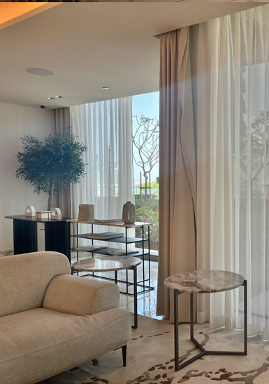 motorized-curtains-in-office-room