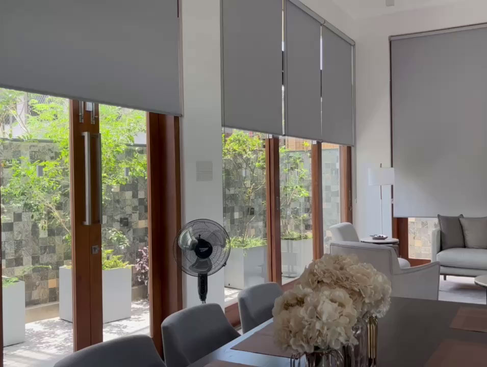 grey-roller-blinds-in-living-room